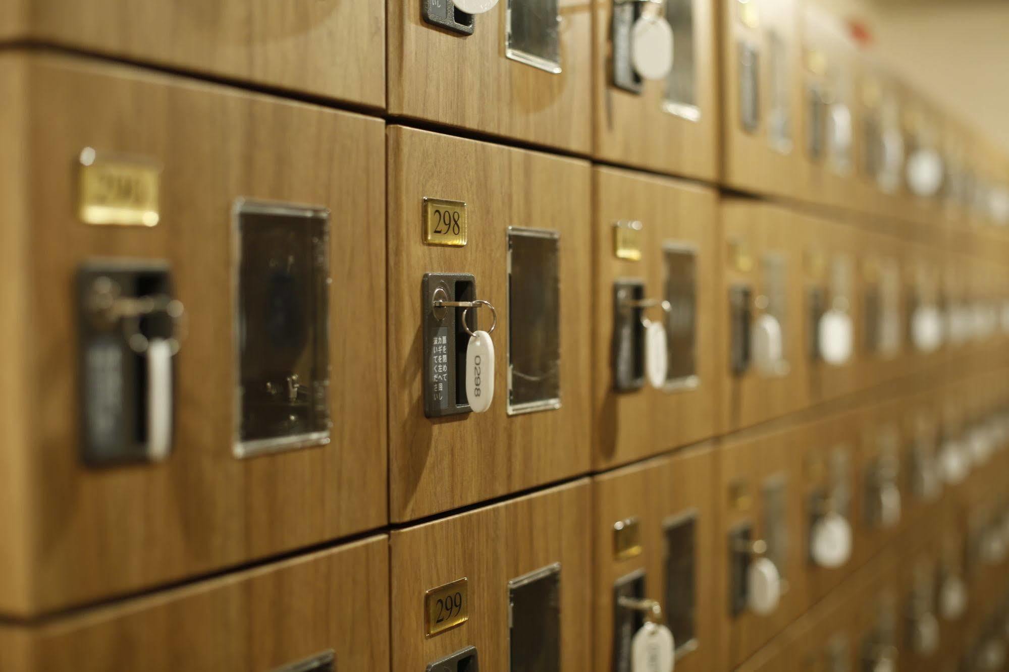 Shinjuku Kuyakusho-Mae Capsule Hotel Tokyo Ngoại thất bức ảnh