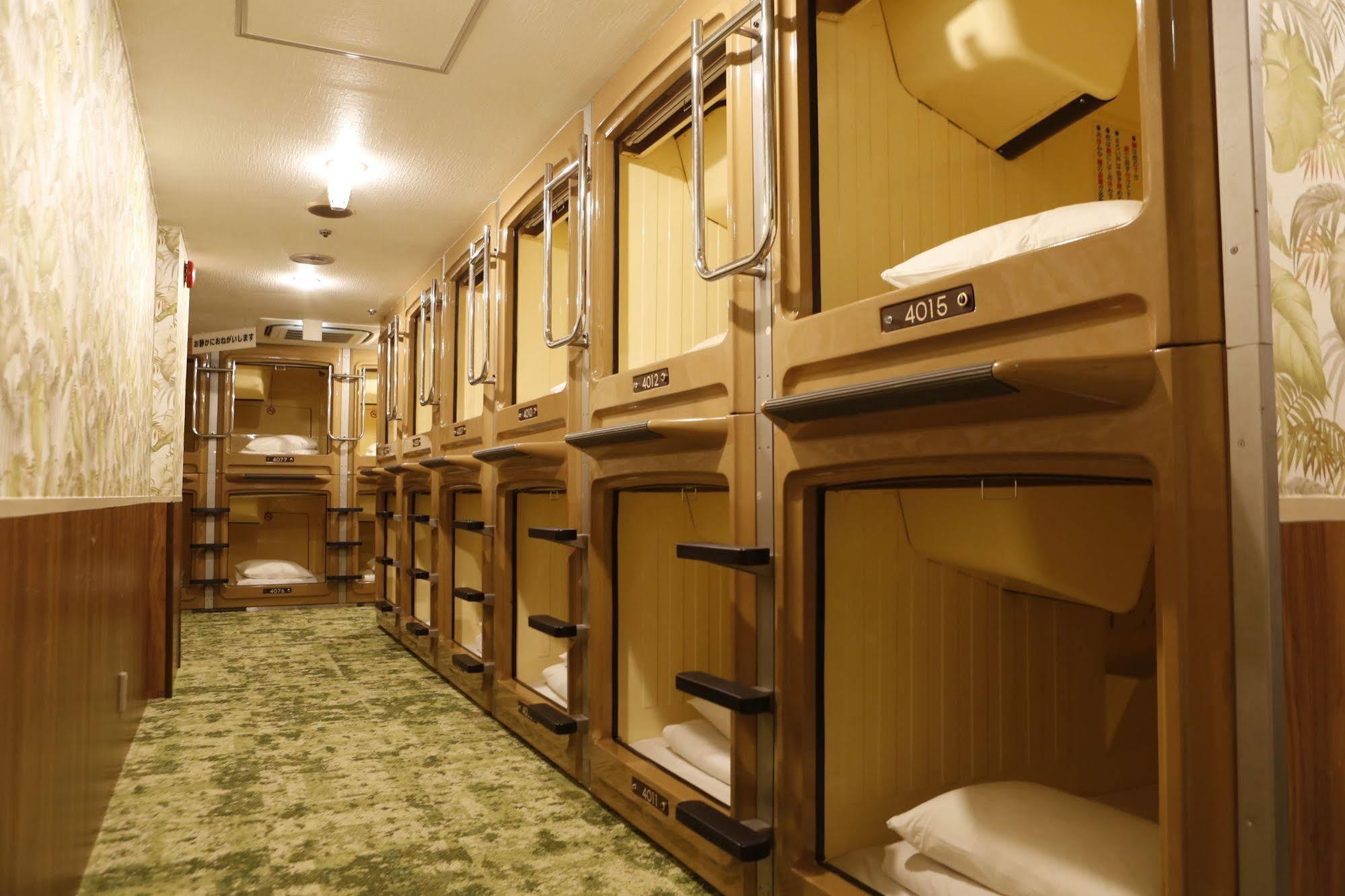 Shinjuku Kuyakusho-Mae Capsule Hotel Tokyo Ngoại thất bức ảnh